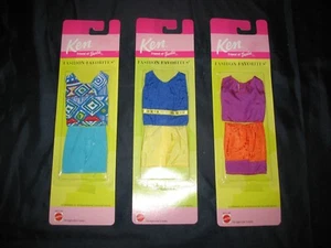 BARBIE LOTTO 3 VESTITI KEN FASHION FAVORITES MATTEL 2000 68315/99 NEW SEALED - Foto 1 di 7
