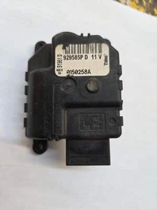 5143192AA HVAC Door Blend Actuator WK, XK (05-10) - Picture 1 of 2
