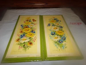 Lot 2 Vintage Wood Art Print  Daisies Cornflowers Butterflies Robert Laesig 1973 - Picture 1 of 16