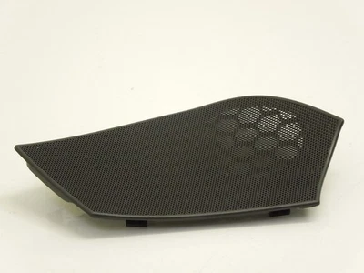Audi RS6 4F C6 grille de haut parleur arriere droite porte arriere noire - Photo 1/4