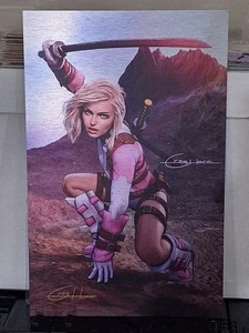 LIMITIERT AUF 3 GWENPOOL 12" X 18" ZOLL SIGNIERT GREG HORN METALL PLAKETTE DRUCK COA - Bild 1 von 3