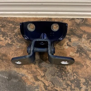 2012 Hyundai Elantra Rear Right Door Upper Hinge OEM - Bild 1 von 3