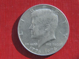 1776-1976 Kennedy Half Dollar- AU - Picture 1 of 2