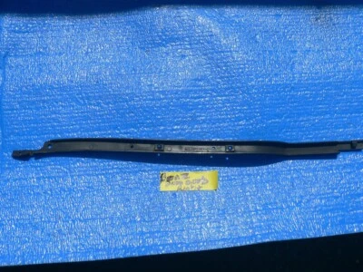 MERCEDES BENZ S430 S500 REAR BUMPER REINFORCEMENT GUIDE BRACKET 2000- 2006 OEM - Image 1 of 4