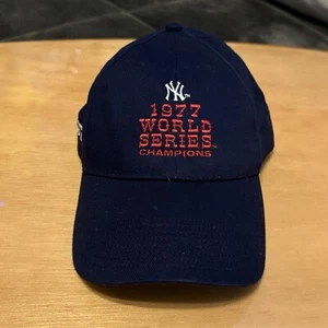 Cappello snapback vintage New York Yankees 1977 World Series Championships - Foto 1 di 10