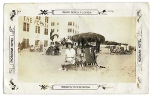 Miami Beach, FL Florida altes Foto, Norman Hotel Strandszene - Bild 1 von 2