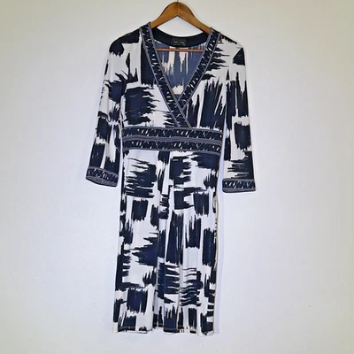 Max and Cleo 女式连衣裙 M 黑色白色紧身 V 领 3/4 袖弹力 — 第 1/4 张图片