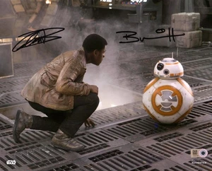 Foto firmada por John Boyega y Brian Herring Star Wars El Despertar de la Fuerza de 8" x 10" - Imagen 1 de 1