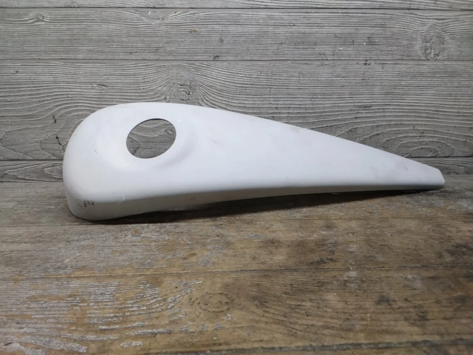 Tapa de tanque de gasolina Harley Davidson Touring personalizada fibra de vidrio sin pintar  Foto 1 de 4