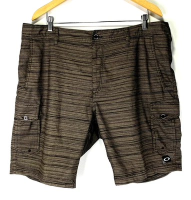 Pantalones cortos de golf Oakley Performance para hombre talla 40 marrón a rayas bolsillos ligeros Foto 1 de 4