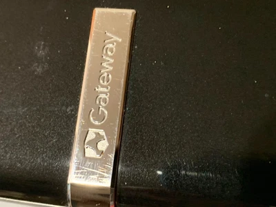 Gateway LT Series Notebook PC Mini Laptop Preto 2009 -não testado sem carregador bloqueado - Imagem 1 de 4