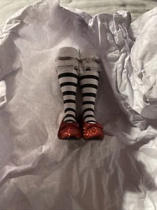Hallmark 2021 Wizard of OZ Ruby Slippers with Socks Fabric WB - Picture 1 of 3
