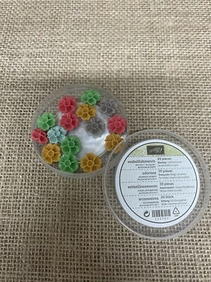 Stampin’ Up! 2015-2017 In Color Blossom Accents - 15 Pieces - Image 1 of 2