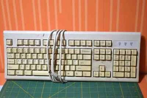 Replacement keys, Feet for Keyboard Genuine Windows 95 KBD-WIN95 - Picture 1 of 3