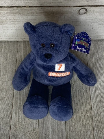 Limited Treasures John Elway Bear Preview Edition #7 Denver Broncos Cover