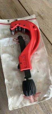 WHEELER-REX 90750 1/4"-2-5/8” Ratch-Cut Tubing Cutter - Image 1 of 2