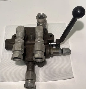 Hydraulisches Wegeventil Modell: 2701, 1 Schieber - Bild 1 von 7