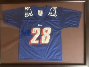 New England Patriots Jersey in Frame, Size Small, Curtis Martin 1995-1997 - Picture 1 of 3