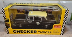 Sun Star Checker Taxicab 1963 Dallas Checker A11 coche fundido a presión 1:18 negro - Imagen 1 de 7