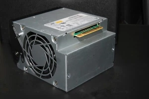 Bloc d'alimentation à commutation platine Lenovo DPS-690AB 690W P520 P720 80 Plus 54Y8980 - Photo 1/1