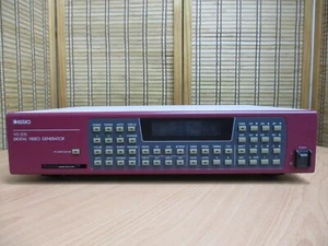 【Kang Rong Scientific】ASTRO VG-835(VG835) 10bits, 300MHz Digital Video Generator - Picture 1 of 6