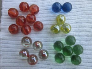 24 old marbles from estate green blue red yellow - Picture 1 of 6