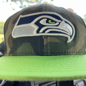 Seattle Seahawks Camouflage Fitted Hat7.5 Neon Green Bill Cap NFL New Era 59Fift - Picture 1 of 12