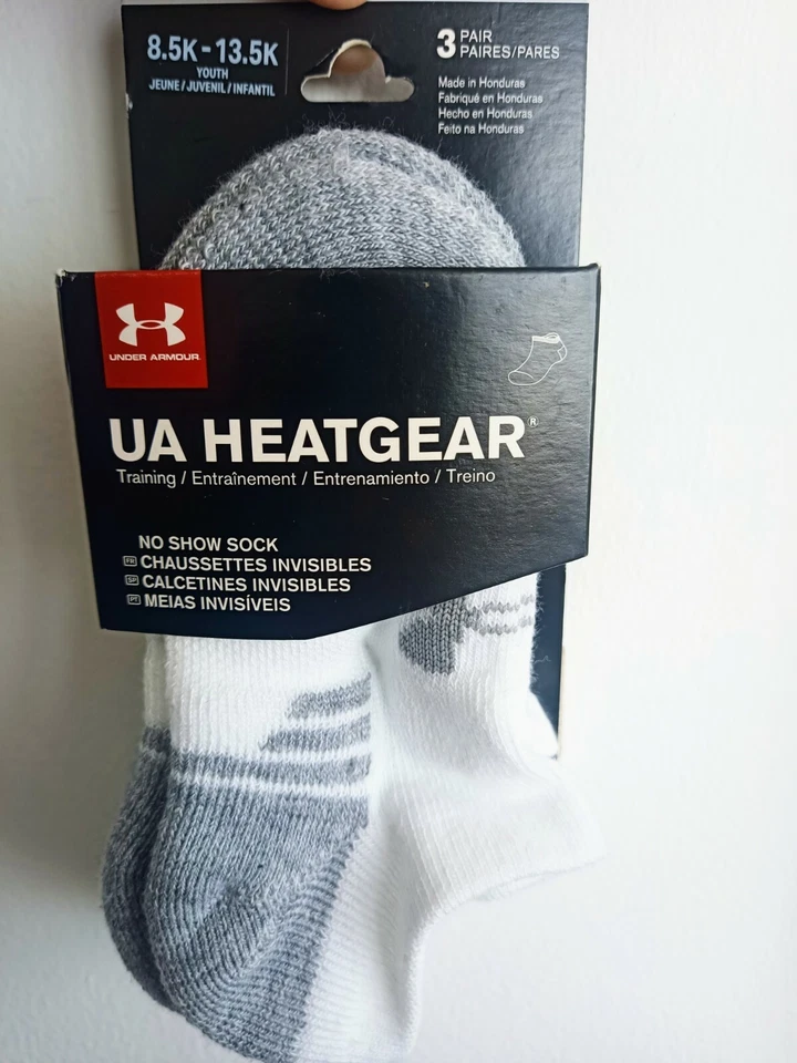 UA UNDER ARMOUR 3 prs HEATGEAR No Show SOCKS SIZE XS 8.5K 13.5K KIDS Boys White - Image 1 of 4