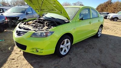 2004 2005 2006 Mazda 3 conjunto de pescoço de enchimento de combustível com tampa de gás fabricante de equipamento original Bn8f42280a - Imagem 1 de 4