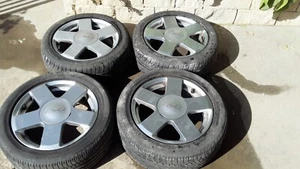 SET 4 Cerchi in lega da 15 ford completi di pneumatici - Foto 1 di 6