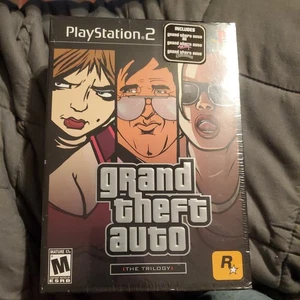 Grand Theft Auto Trilogy - Sony PlayStation 2 - Bild 1 von 3
