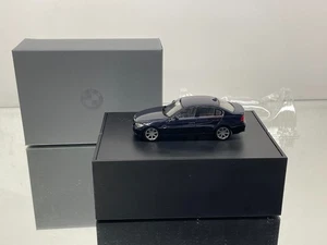 KYOSHO BMW E90 330i SEDAN -BLUE MET. 1:43- GOOD IN DEALER BOX - Picture 1 of 7