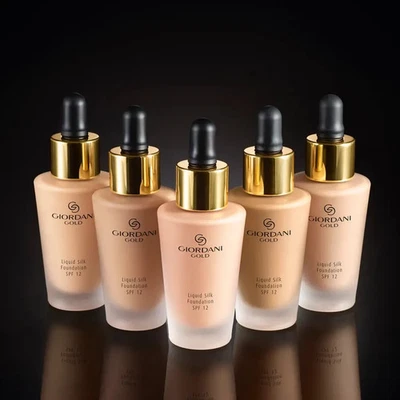 Oriflame Giordani Gold Liquid Silk Foundation-Nude Finish - Image 1 of 4