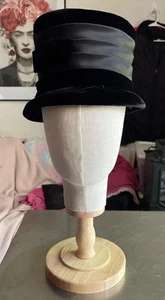 Hut Vintage Reiten schwarz Samt kleine Größe Band und Schleife Detail klassischer Stil - Bild 1 von 10