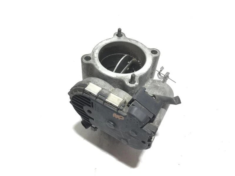 CUERPO ACELERADOR SE ADAPTA 10-17 MERCEDES-BENZ SPRINTER 2500 3500 21057 Foto 1 de 4