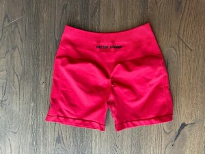 Better Bodies Short kurze Hose Gr. S Rot Damen - Bild 1 von 4