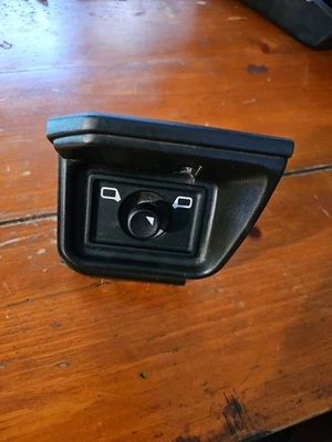 93-96 Jaguar XJS Series 3 Power Mirror Switch Control w/ Tray OEM (1a) - Image 1 of 4