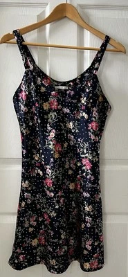 Mini Vestido Vintage Floral Satinado Verano Vacaciones Correa Espagueti Talla M/L Femenino Foto 1 de 4