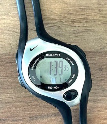 Reloj deportivo cronógrafo digital negro vintage Nike Y2K Triax Swift WC9003 Foto 1 de 4