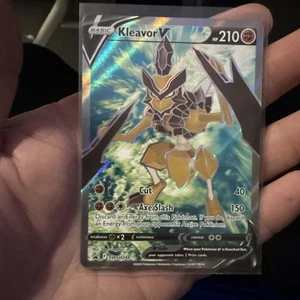 Kleavor V (Full Art) SWSH248 SWSH: Sword & Shield Promo Cards Holo - Picture 1 of 3
