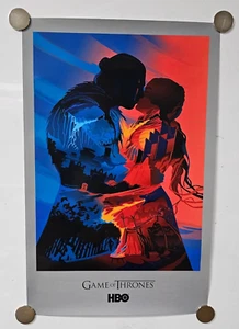 11" by 17" Game of Thrones Poster HBO Jon Snow and Daenerys kiss SDCCC - Picture 1 of 2