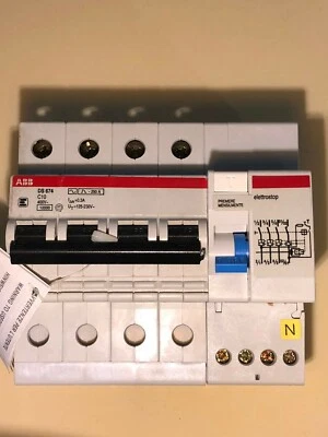 ABB interruttore differenziale magnetoter. 10A 4 moduli art. EY2727 DS 674 C10 - Immagine 1 di 3