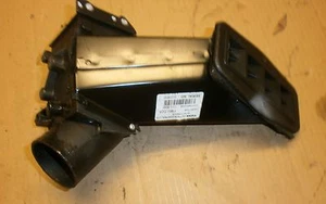 ASTON MARTIN DB7 VANTAGE VOLANTE RH FOOTWELL AIR DUCT VENT 89-84279 - Picture 1 of 2