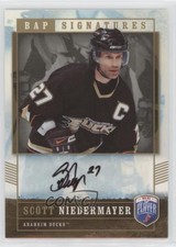 2006-07 Upper Deck Be a Player Signatures Scott Niedermayer #SN Auto HOF