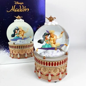 Disney Aladdin Jasmine Snowglobe Caja de Música Un Mundo Nuevo Disneystore - Imagen 1 de 11