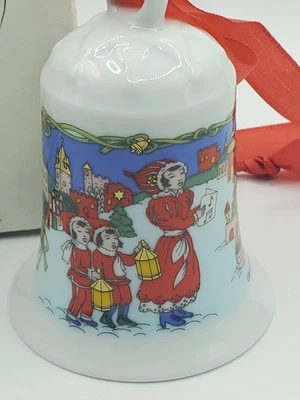 Hutschenreuther Alemania Campana 1996 Adorno "In Der Burg" Vacaciones Navidad B141 Foto 1 de 4