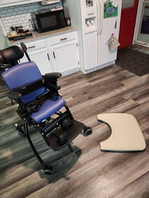 Silla de actividad Rifton Hi-LO MEDIUM 850 ENVÍO GRATUITO Foto 1 de 4