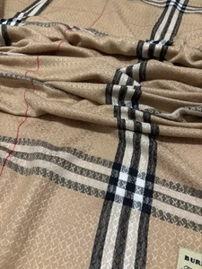 Authentic Burberry Big Check Beige Shawl/Wrap Cashmere & Silk Made in Scotland - Picture 1 of 9