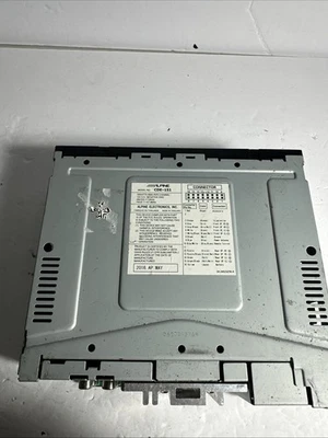 ALPINE CDE-151 CAR AUDIO STEREO AM/FM CD PLAYER IN DASH USB AUX-IN UNIT Only - Image 1 of 3