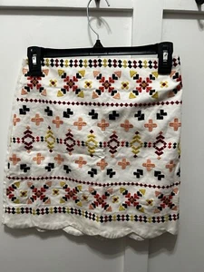 Blue Rain Francesca’s Embroidered Skirt Size S White Aztec Print NWT Scallop - Picture 1 of 6